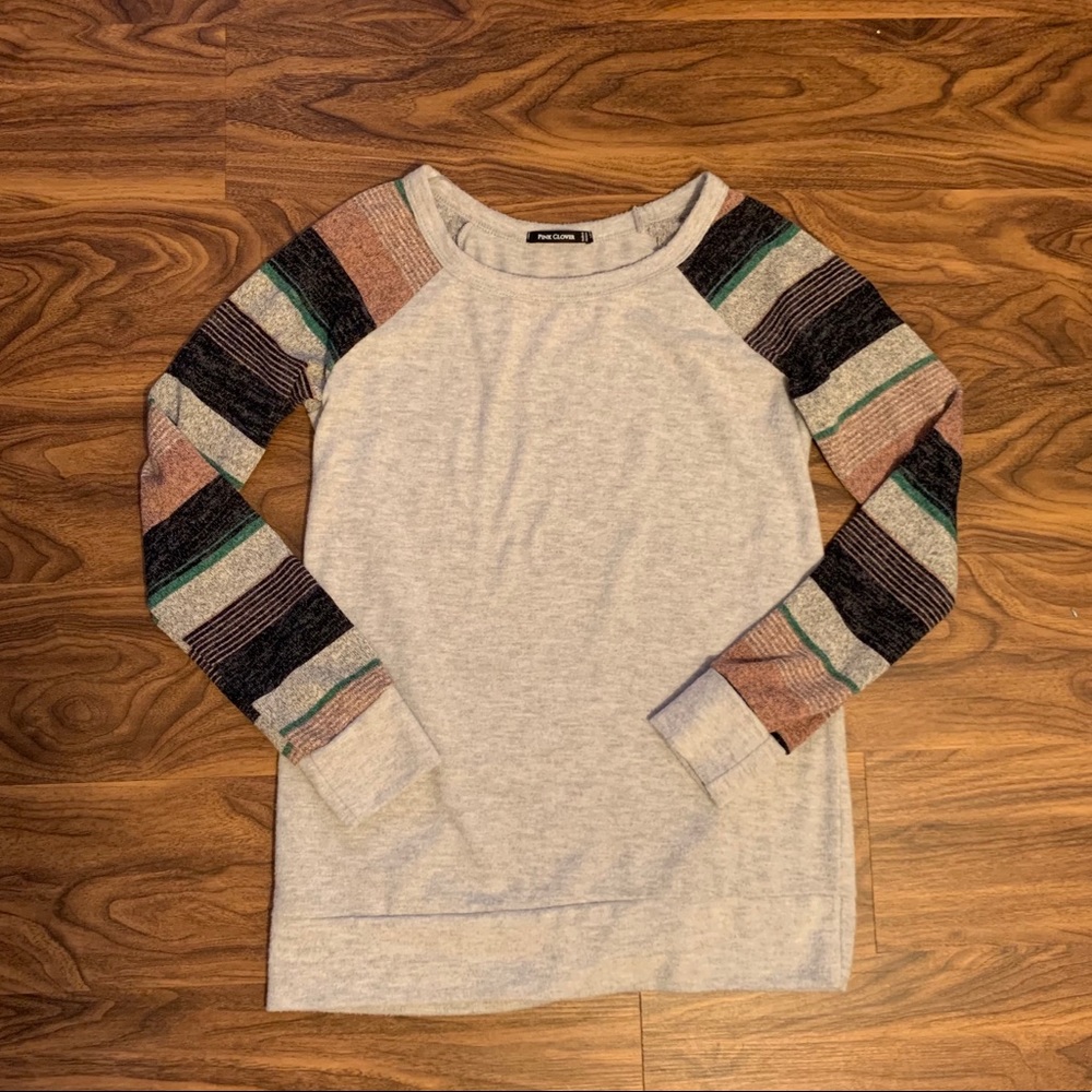 Stitch Fix Pink Clover Sweater size XS